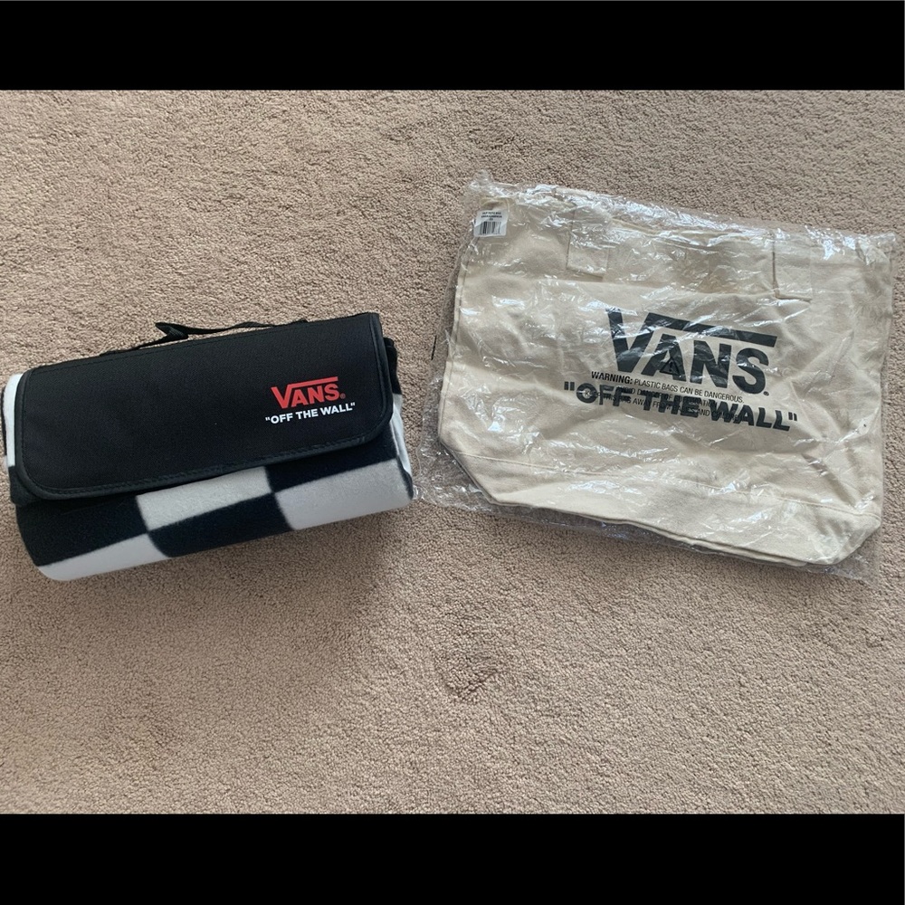 Vans picnic blanket and tote
